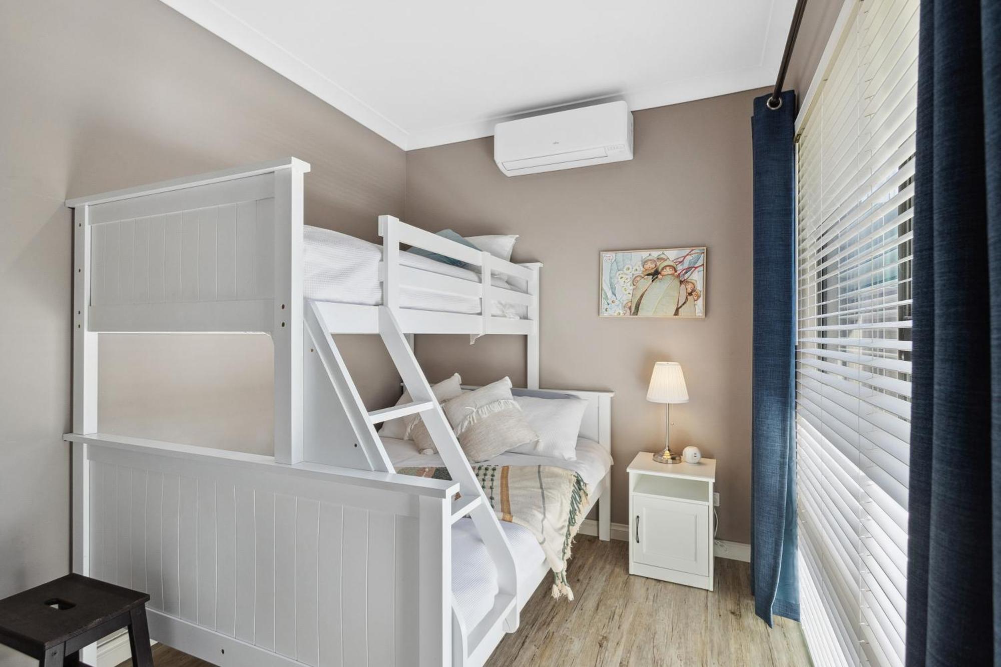 Tranquil Gumnut Cottage - Close To Airport Пърт Екстериор снимка